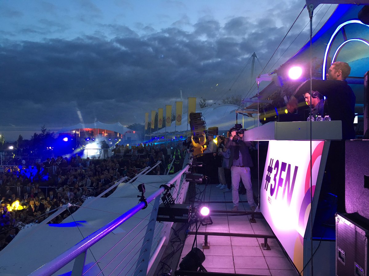Goodwood_Races's tweet photo. @GorgonCity are currently at the decks! @NOWTV #keepthegoodtimesgoing https://t.co/bm9RNL41EH