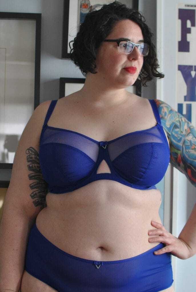 Curly screaming chubby lingerie