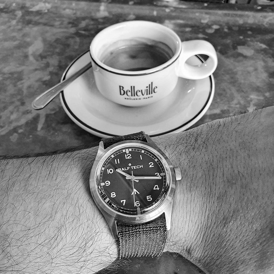 nelsonpancia's tweet photo. Détente entre passionnés des montres @RALF_TECH ☕️🍪 coffee time 👌 #watchaddict #montres #ralftech #ralftechwatch #watchnerd #ralftech_official #watchaddict #lifestyle #menstyle #coffeetime #Passion https://t.co/FFBS7eHe0h