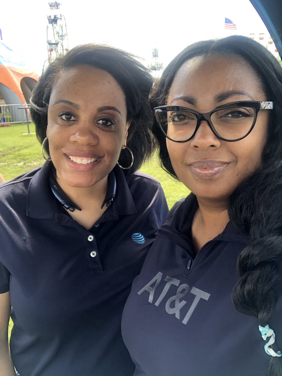 Stop 🛑 at our booth for all your Entertainment and Wireless Needs 🌐 <a href="/Samer_Kawash/">Samer Kawash</a> @OliviaLeGLM <a href="/DemetrusHayes1/">Demetrus Hayes</a> <a href="/shawnglinski/">Shawn Glinski</a> <a href="/GreaterLakesMkt/">Greater Lakes Market 🌊</a> <a href="/gigem96r/">Ray Aguirre</a> #PaintCentralBlue #WeAreGLM
#rtgparty #at&amp;tReady2go