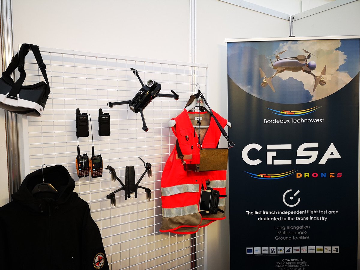 Adeole #Sécurité expose au premier #salon du drone et de l'innovation à #gueret. Accompagné de <a href="/Bdx_Technowest/">Bordeaux Technowest</a> et du <a href="/CesaDrones/">Cesa Drones</a>.

#drone #securite #detectiondrone #antidrones #innovation #surveillance #surete #telepilote #vtol #ukr
