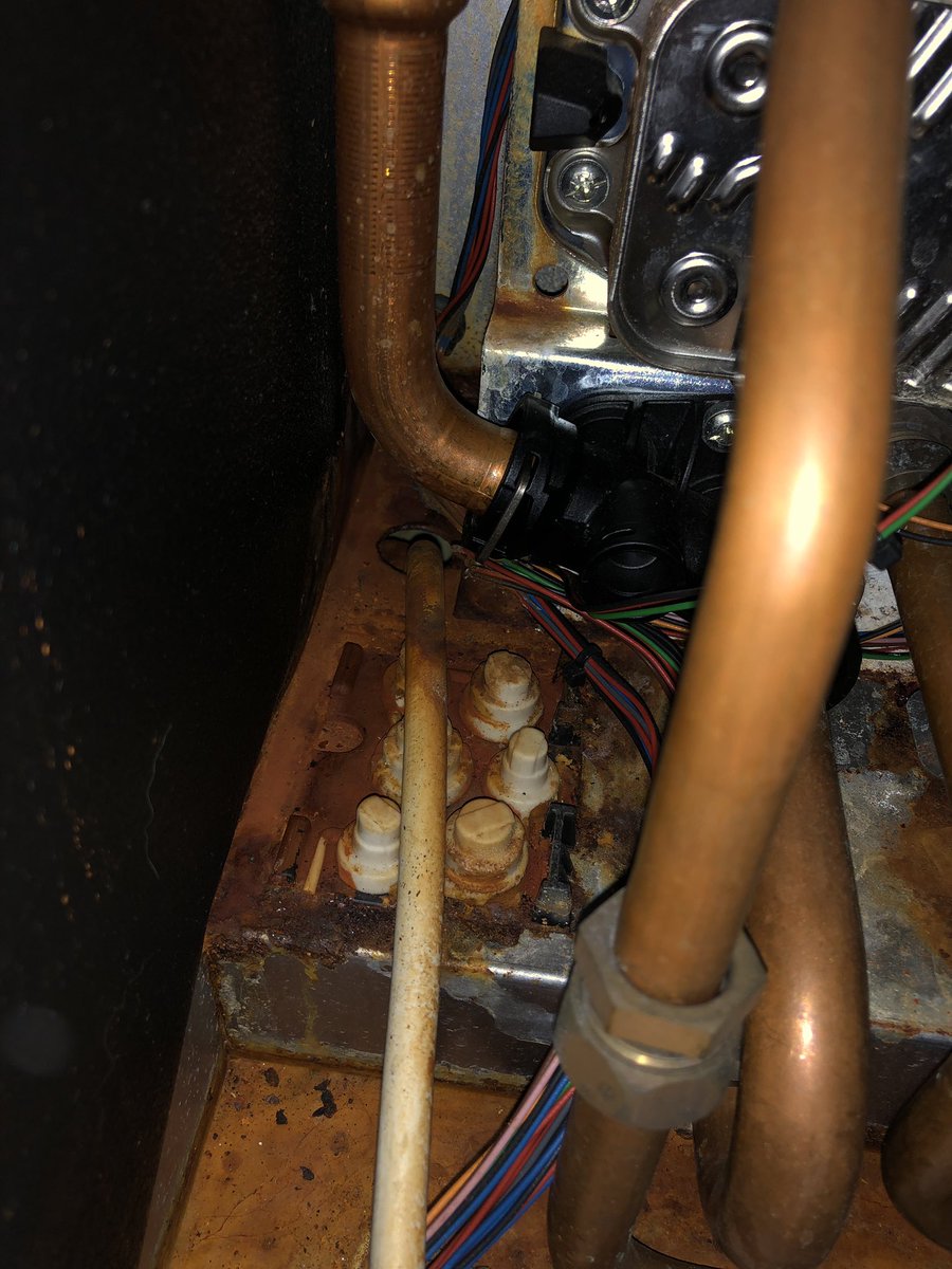 3rdDegree_PandH's tweet photo. @robwilson0588 @vaillantuk It was that mate! Customer had had the leaks from flue coming through ceiling for nearly a year too which is more worrying 👀 https://t.co/O1GY73yhwz