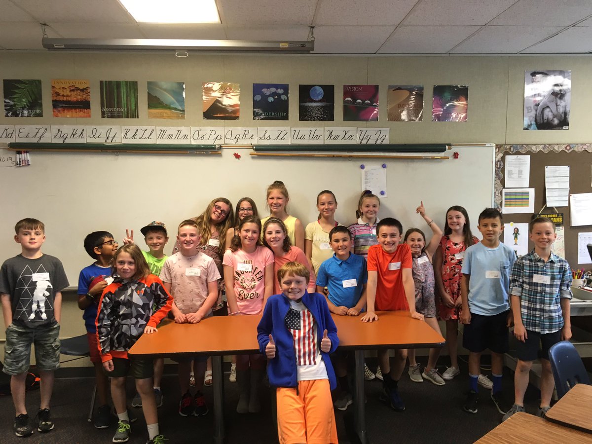 MT_Gr5's tweet photo. Step up day!  Mr. Rheault’s class 2019-2020. https://t.co/zu7YYYOU2q