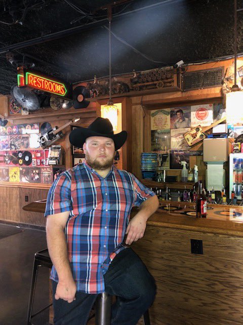 mhaas54's tweet photo. I should've been a cowboy
I should've learned to rope and ride
Wearin' my six-shooter, ridin' my pony  on a cattle drive https://t.co/IIPCasoUaw