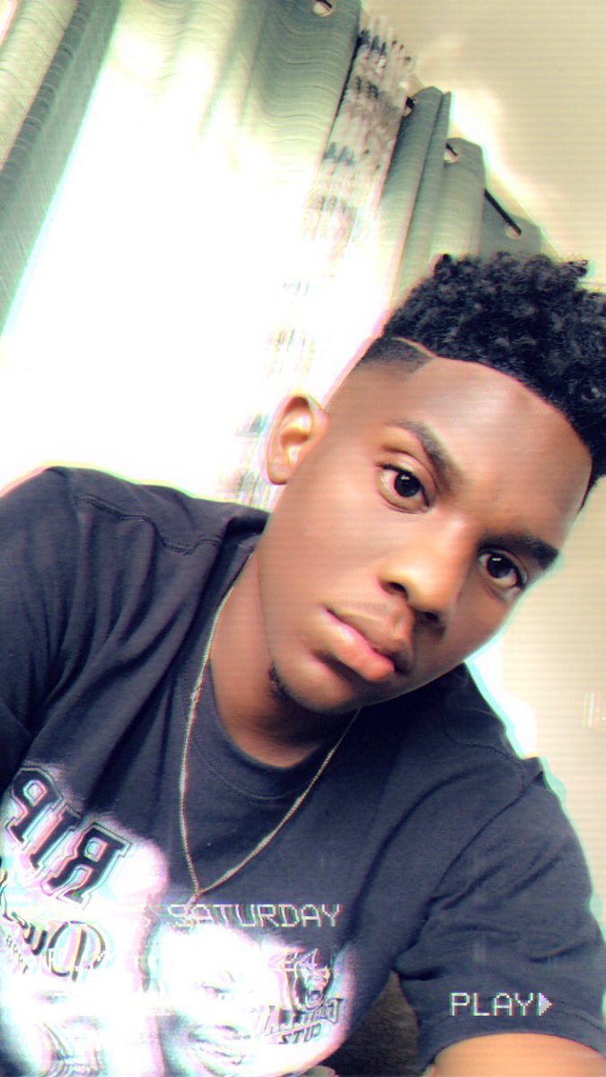 TevaunLennan's tweet photo. If your man ain’t dark it ain’t a relationship sis 🤣🍫👅😋💦 https://t.co/v7lgLY4NVK