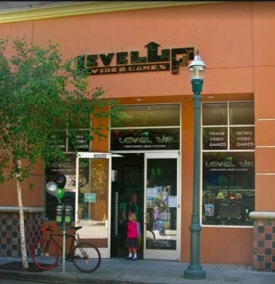 PLAYvisualarts's tweet photo. If you haven't recieved your physical copy of Play! Magazine yet, don't worry! They will be available for $5 each at LevelUp and Comicopolis in downtown Santa Cruz. All proceeds go to local vendors and the next issue of Play 💕📖✨ #shopsmall #santacruz https://t.co/N5l9DCf4QU