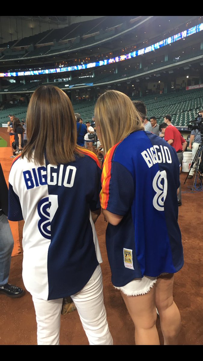 Brian McTaggart on X: Patty Biggio, Craig's wife, and daughter