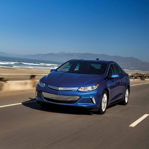 CaminoRealChevy's tweet photo. Go for the kind of drive you’re always dreaming about in the Chevy Volt. https://t.co/xXZED7Eadd https://t.co/6RLMkV1iiH