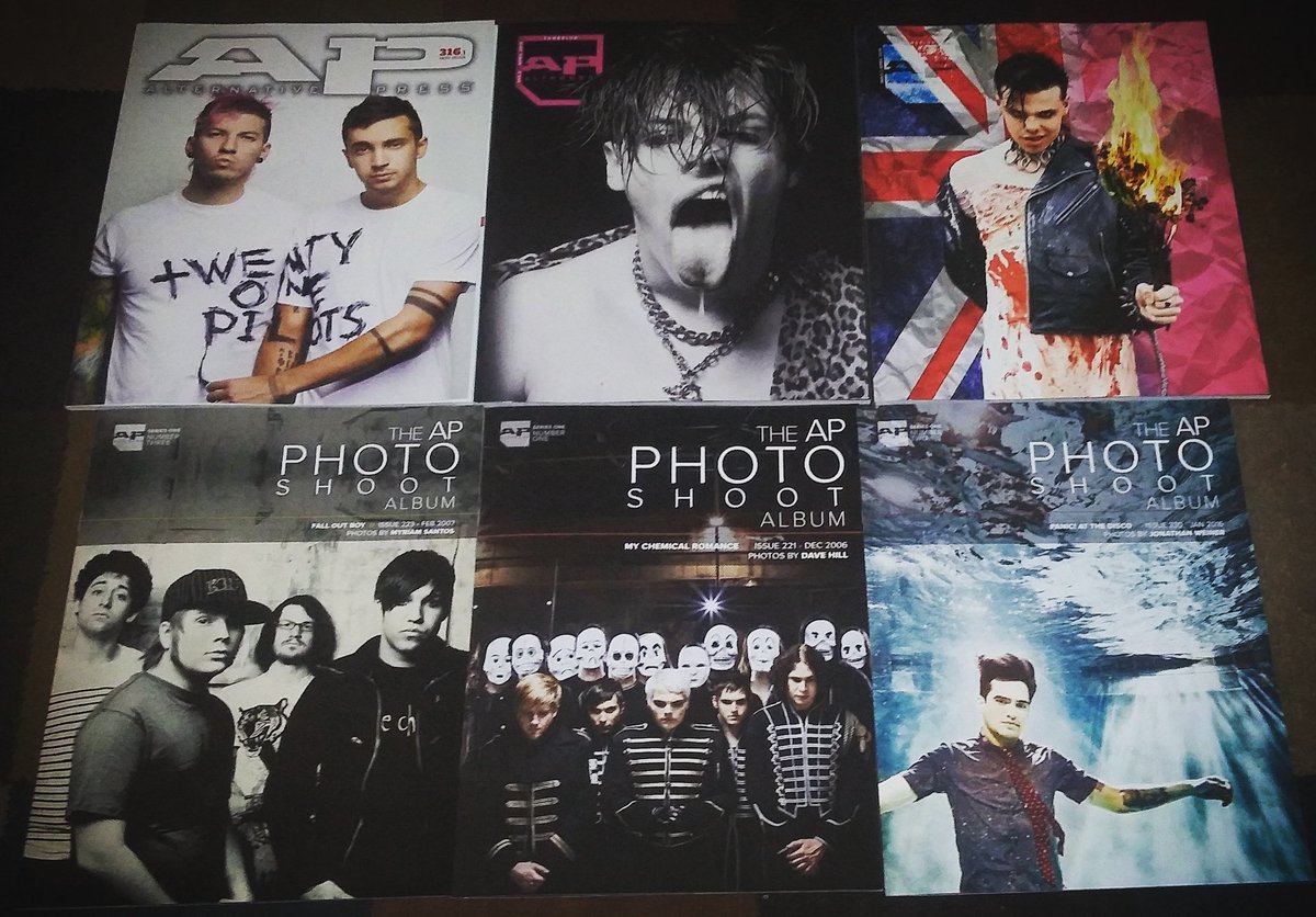 BrynnEvida's tweet image. New @AltPress haul came in the mail today! Amazing photoshoot issues that were well worth the wait! In love with these! 😍 #magazineaddict