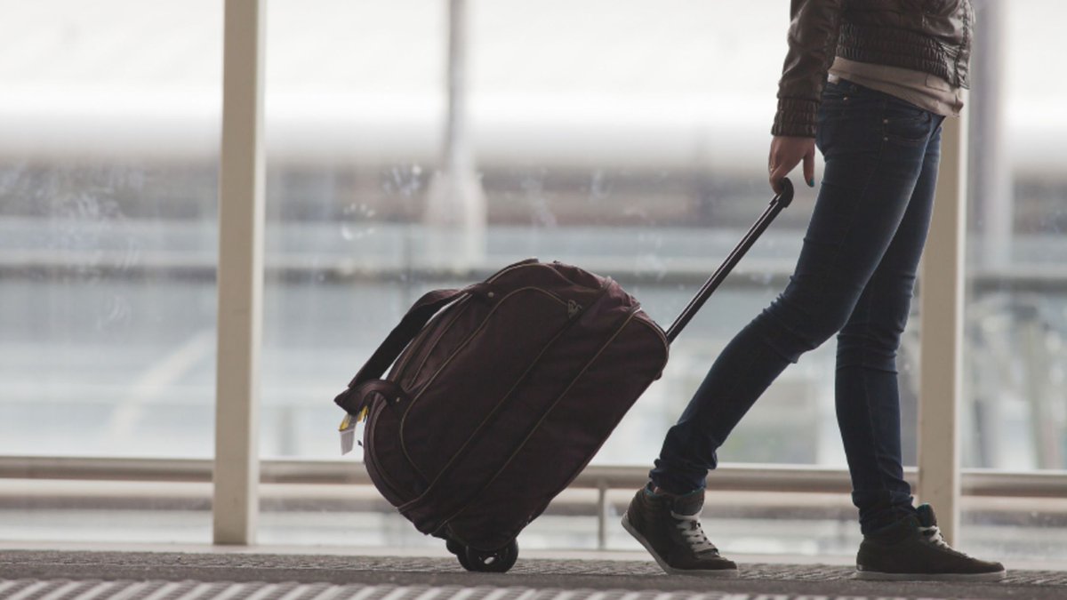 Trg14449031's tweet photo. 10 Smart Things To Pack in Your Carry-On (And One Not To)
 https://t.co/OviWhf3Kv0 #Travel #Adventure #Flying #TheRythmicGypsy https://t.co/nRuYl4Q1lS