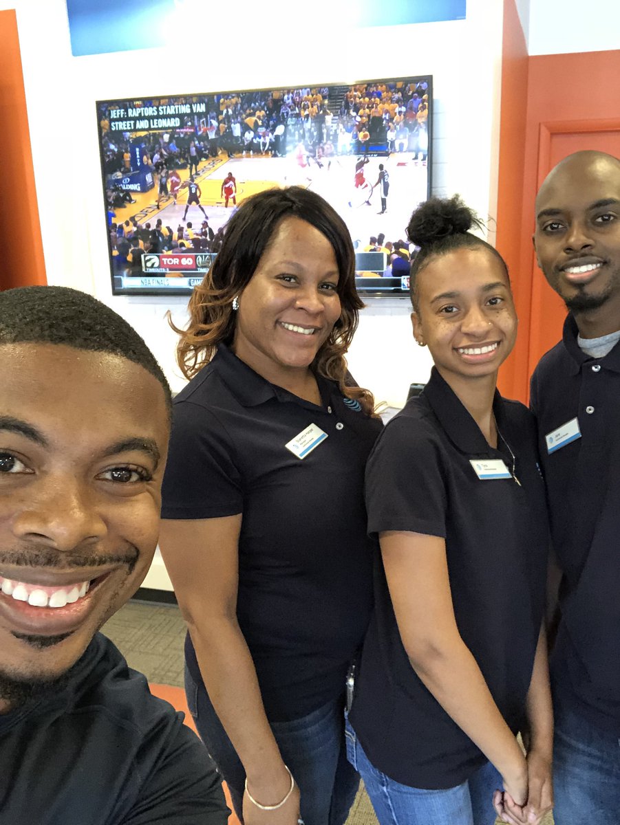 AQB_23's tweet photo. Williamsburg was lit 1 Video, and a FirstNet πππ and Video lead. #IGNITE #MASigniteJUNE. @TechCenter757 We put in work 2 Video, 1 Now, 4 CRU, 13 voice and we still working #beastmode @KywanStarkes @RGordon_757 @DaleB1 @404girl https://t.co/JlDomPIUIO