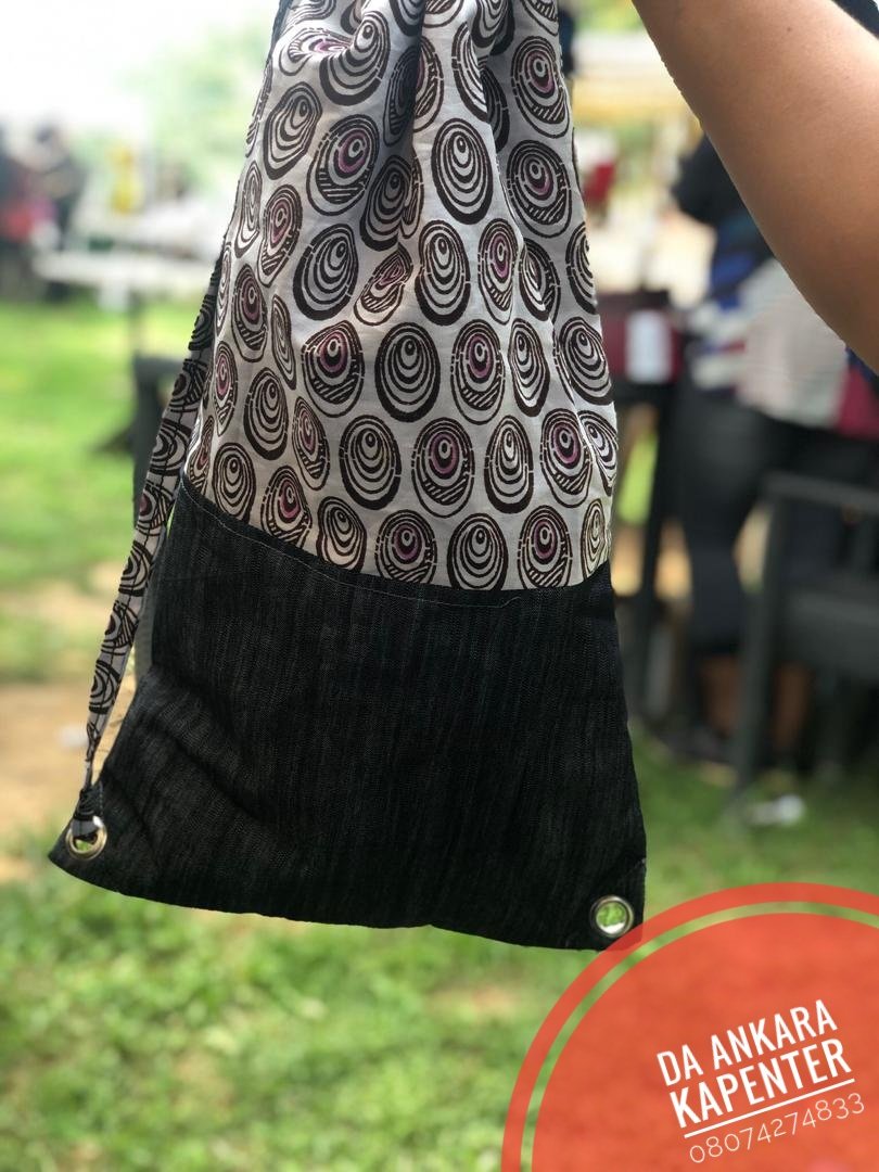 OliciousC's tweet photo. More than just your ordinary backpack!
#ankaralovers 
#ankarabackpack
Business ready !
Party ready!!
School ready!!!
Gym and hike ready drawstring bags for that comfortable roamabout!!!!
* Available in different colours,styles materials and sizes for your convenience* https://t.co/JfSq1v1szB