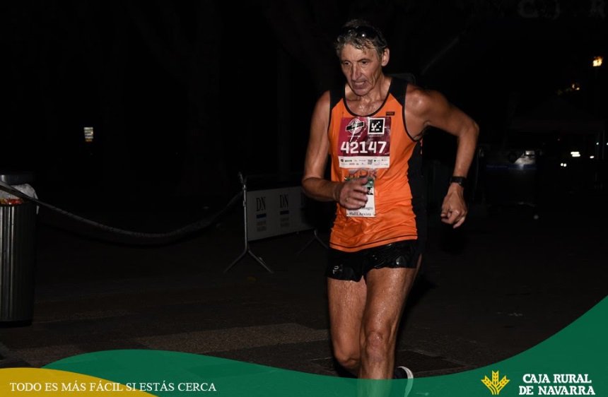 julianigle11's tweet photo. Crónica muy personal del maratón de Pamplona.
#EdpSFM19 #sanferminmarathon
Para tranquilidad de alguno, esta entrega viene sin suplemento de épica.
#dorsal32 @LeiraAlmagro #laELAexiste
https://t.co/BvRt3abmMZ
📷@Pic2Go @Pic2GoSpain https://t.co/dQPDsXI6pD