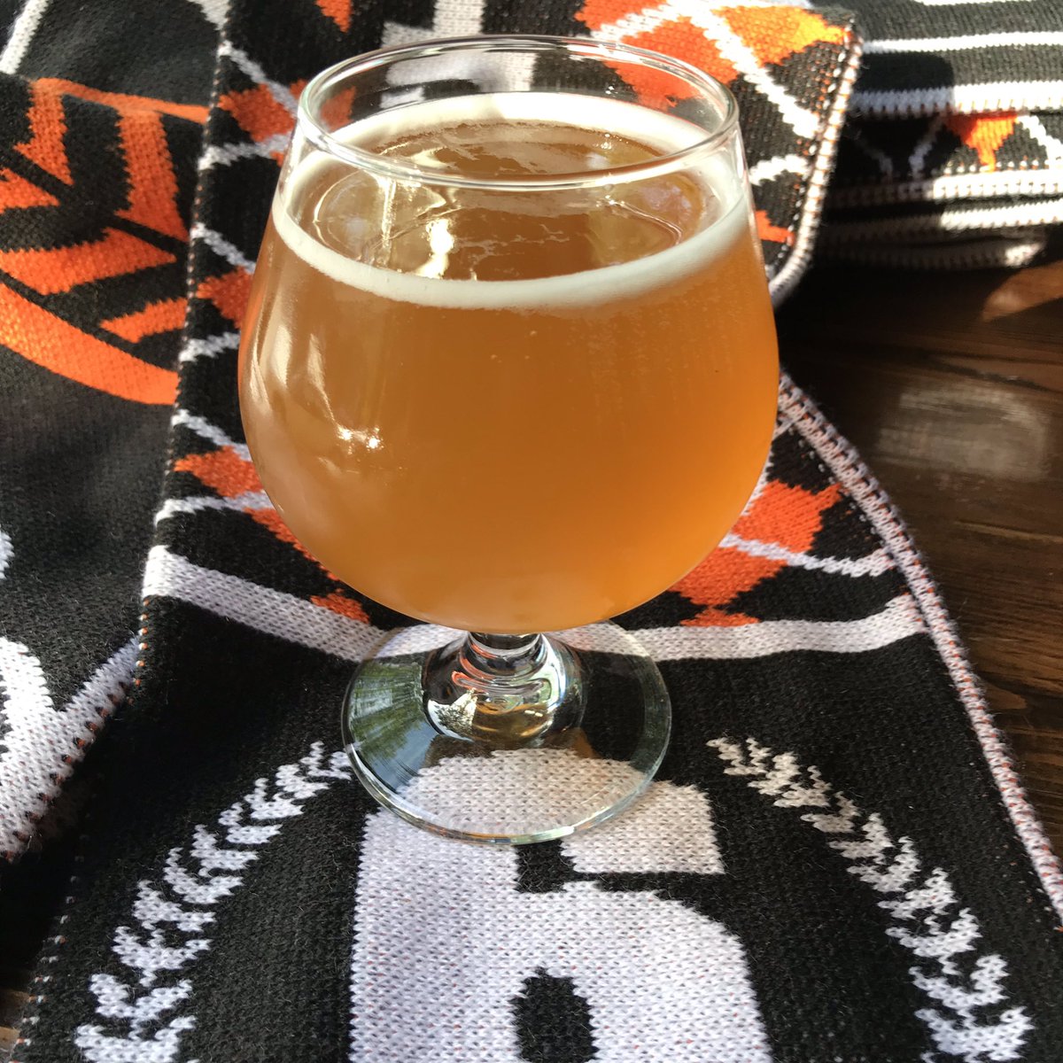 6CSCleveland's tweet photo. We’re at @PlatformBeers enjoying the freshly tapped #Orangeaid kegs getting ready to watch our @SoccerCLE take on Erie.
-
C’mon down, grab a drink and support CLEVELAND!
-
#WeAreCLE
#TheLeagueIsOurs https://t.co/MS6pEzSTY4