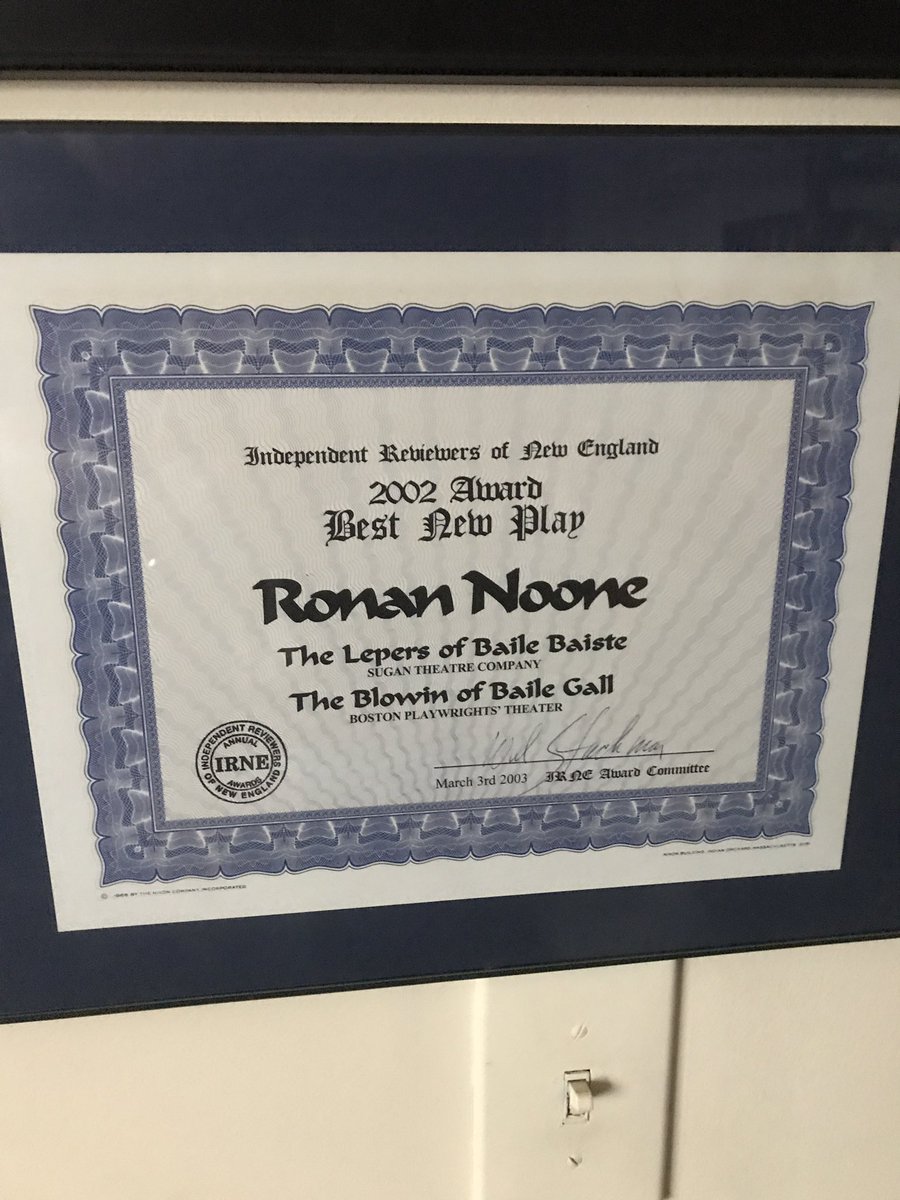 Shakywarrior's tweet photo. This award by The #IRNE committee gave my career a huge springboard. I’m terribly disappointed to hear that the volunteer, hardworking theatre loving Independent Reviewers of New England have disbanded. They meant a lot to a lot of people😔. A shame, agus tá brón orm. #boston https://t.co/UPH2gle95W