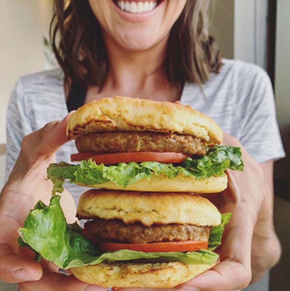 BeyondMeat's tweet photo. More good news for Canadian breakfast fans! @TimHortons is bringing Beyond Breakfast Sausage™ to almost 4,000 of their restaurants across Canada and people are already in love. 
 
Learn more here ➡️ https://t.co/6S901rQQRD https://t.co/6GovI4gVHz