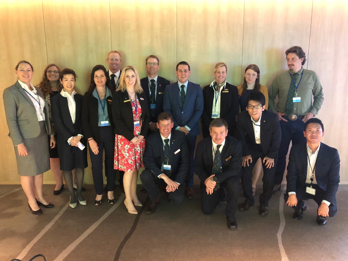willemvoncken's tweet photo. De eerste week van #gfpjapan19 zit er bijna op. Veel gezien, van wagu's tot mango en daarnaast verschillende verhalen van banken en coöperaties gehoord.
Japan, een land met veel uitdagingen. Meer dan 4 mil boeren en gemiddeld 1 ha groot. #NuffieldAg #NuffieldGFP https://t.co/D2iuPoSHNQ
