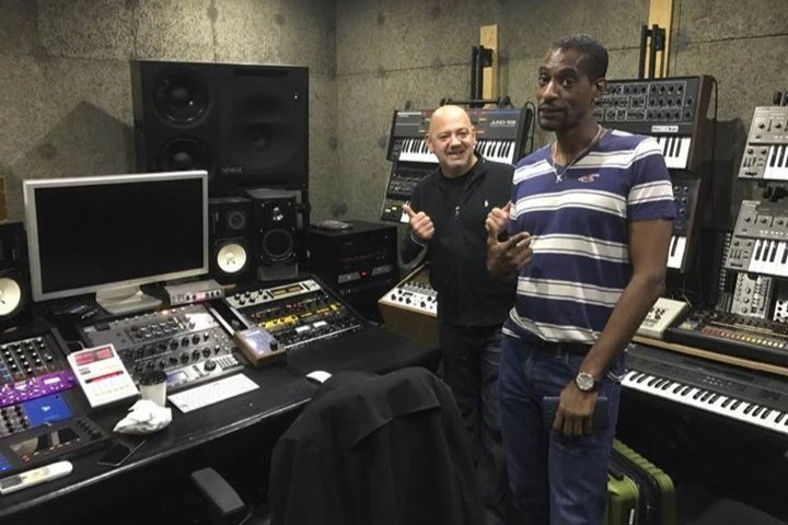 gasp32019's tweet photo. #RIP #Chicago #House 's Sleezy D of "I've Lost #Control" | 5 Magazine 🏳 ⚰ 🙏 https://t.co/xtLqkN3Zr6 @terry5mag @MarshallJeffers @ReHarrisWrites #acidhouse #TRAX #AcidTracks #RonHardy https://t.co/6zXmStnXEC