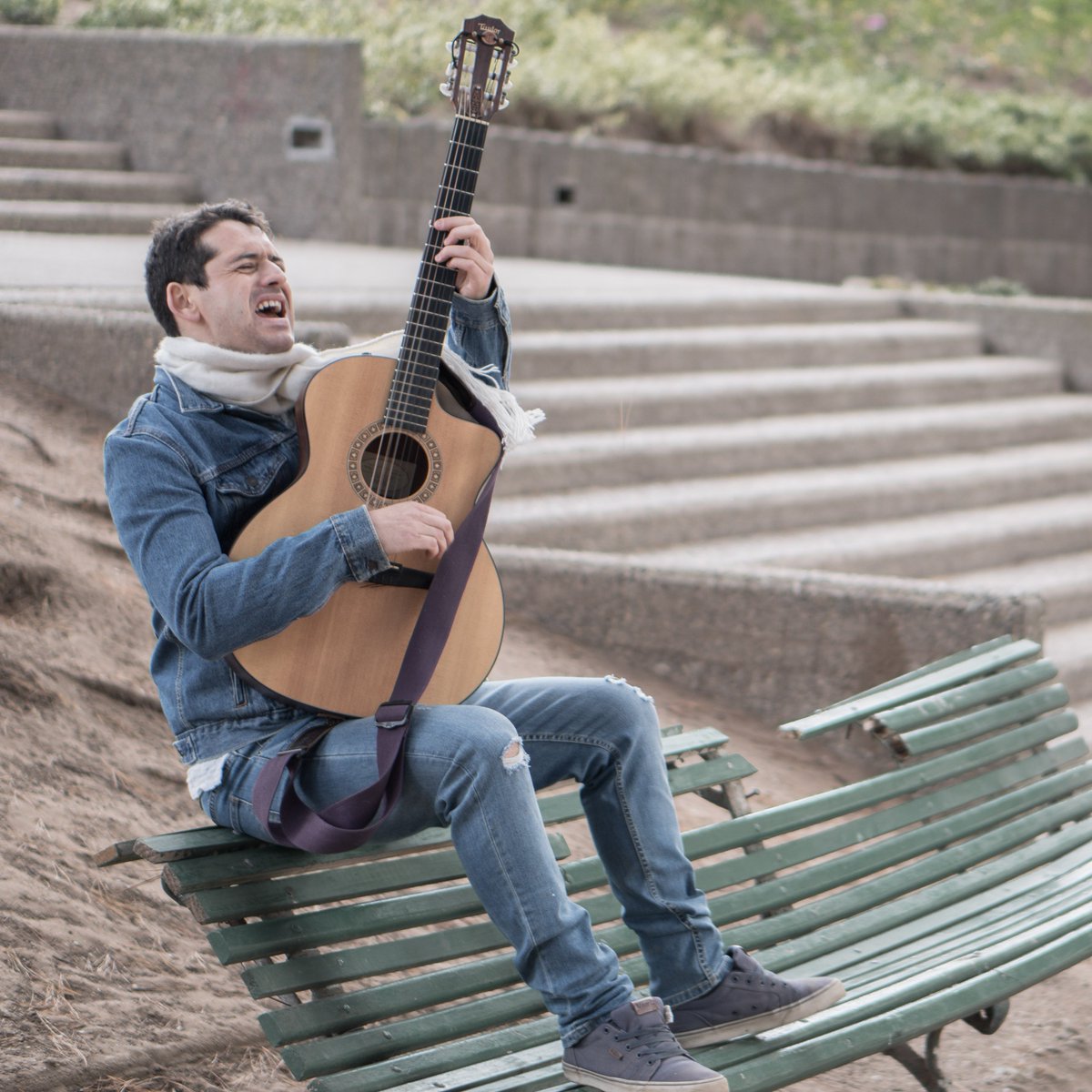 JPSarasvati's tweet photo. ¡¡¡¡  Fuerza gente de bien !!!! 🌟  🌍 
Esta banca no es mas que un retrato de la situacion de nuestro planeta y sus habitantes. 😕 

#cantautor #sound #compositor #videoclip #music #musica #singer #youtube #spotify #deezer #distrokid #instalike #itunes #song https://t.co/DLB7TE799w