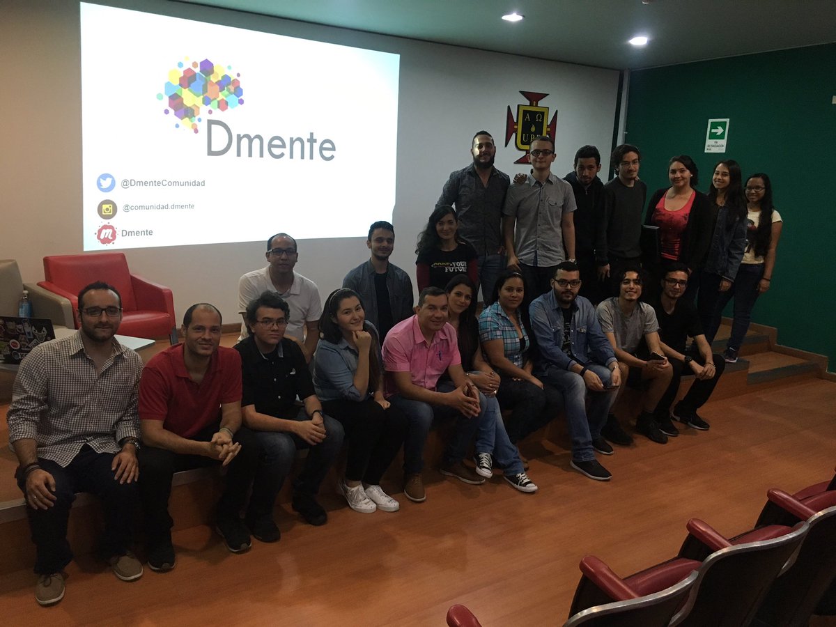 xacarana's tweet image. Rematamos #codingwithfriends con el taller de @GitHubEducation y la charla de @DmenteComunidad estamos en el auditorio Ignacio Vieira @upbcolombia