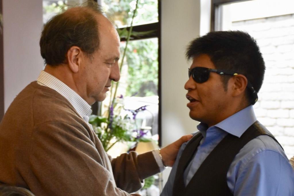 ricardo_villada's tweet image. Marcial Coria es concejal de Rosario de Lerma y el primer edil no vidente de Salta. ¡Un verdadero ejemplo!