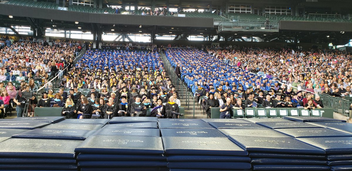 PresidentRosie's tweet photo. We're underway! @SeattleColleges commencement #SouthGrad graduates look great from where I'm sitting! See you onstage soon, @SouthSeattleCC Otters. π https://t.co/EtkSLj0Kzp