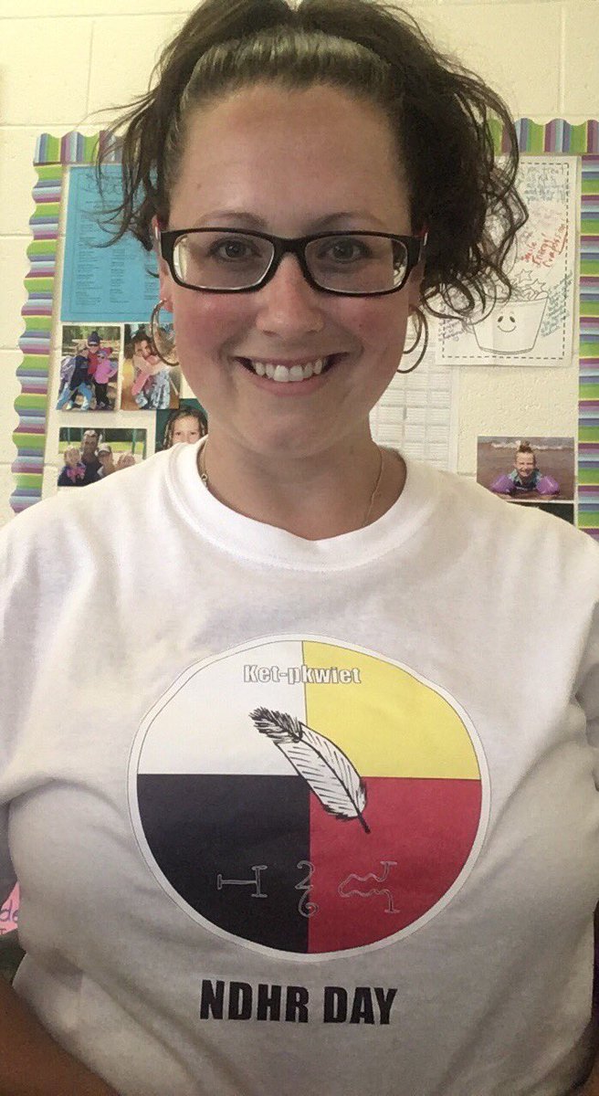 CherylR34200685's tweet photo. Today was another amazing day at our school! We celebrated National Day of Healing and Reconciliation. My students were truly invested in learning about the importance of this day. Our shirts were designed by one of our grade 8 students, Nelly Jadis! #MtStewartSchool #NDHR https://t.co/T9XnTUP4mm