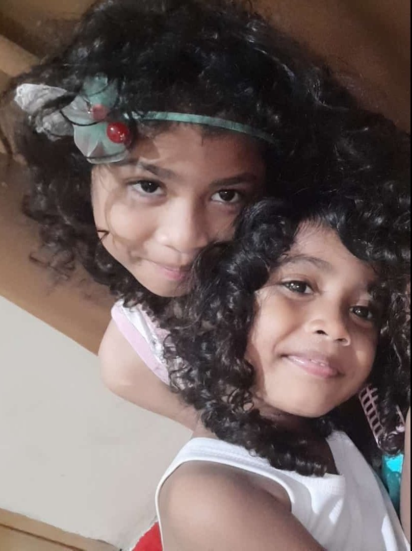 Semoga pak <a href="/prabowo/">Prabowo Subianto</a> menang biaR Twin keRiTing ku bs sll TeRsenyum,.

#MKAdil_IndonesiaUtuh