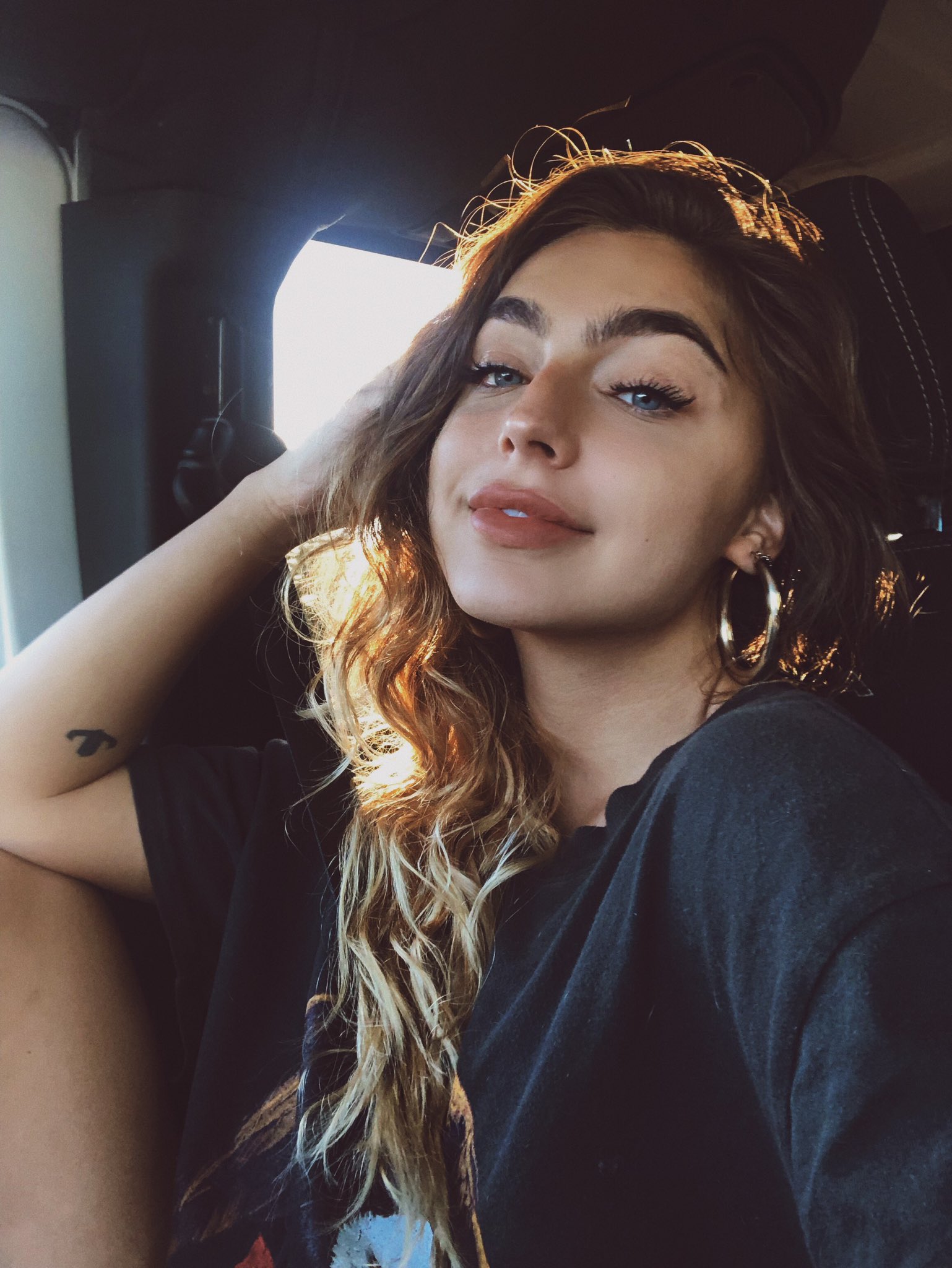 Emily Rinaudo on Twitter: "Bloop. https://t.co/LTfpDM1fDe" / Twitter