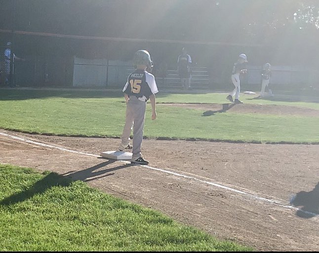 GabWheeler's tweet photo. Tournament season kicked off tonight. Ryan made his debut on the 9u; Shawn’s 2nd year on the 10u.
#lotsofbaseball #gonnaneedabiggercooler https://t.co/VTlcfY15yt