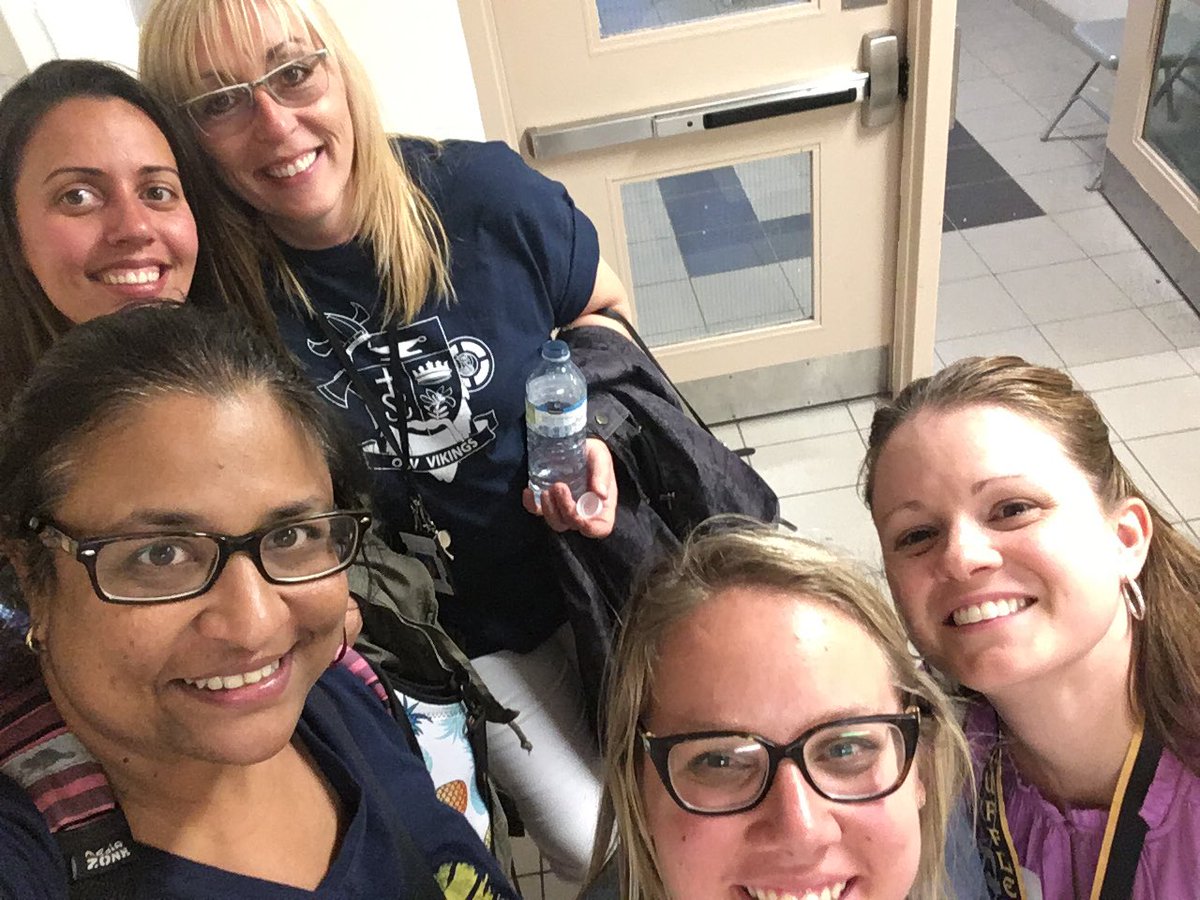 Another successful community bbq! Face painting, cotton candy, bouncy castles, d.j., bbq, popcorn, jousting, smiles, happy tummies...Great parent community, amazing staff, best security <a href="/OLVDaSilva/">L.Da Silva</a> <a href="/Deeplus5/">DeniseGrande</a> <a href="/OLVSchoolNews/">OLV Catholic School</a> <a href="/CNC90/">Christina</a> <a href="/MrsAOlivieri/">angie</a> @DDiGiorgio_ <a href="/ToniFalcion/">Toni Falcioni</a>