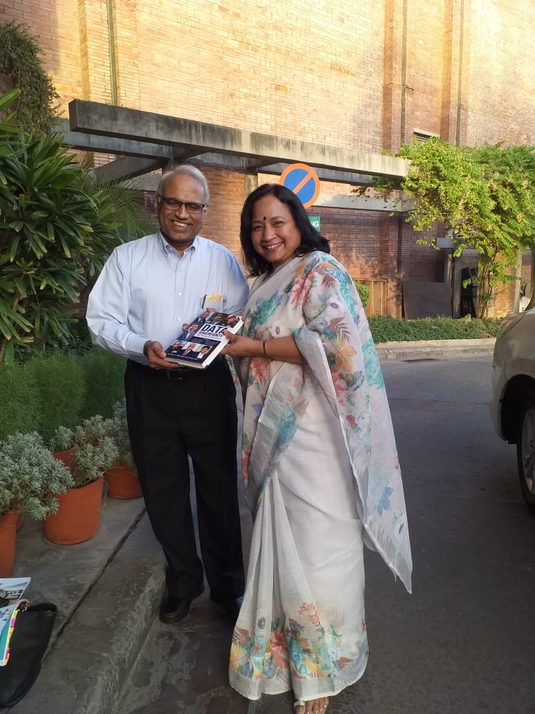 UmaSudhindra's tweet photo. Honoured to present our book #DataSovereigntyThePursuitOfSupremacy to the Director of @iimvizag Dr Chandrasekhar. @IIM_Bangalore @IIMAhmedabad @IIML @IIM_Calcutta @IIMKozhikode @vinitgoenka @CKSIndia @Ptr6Vb @sumitragoenka https://t.co/sKl3mVfr5V