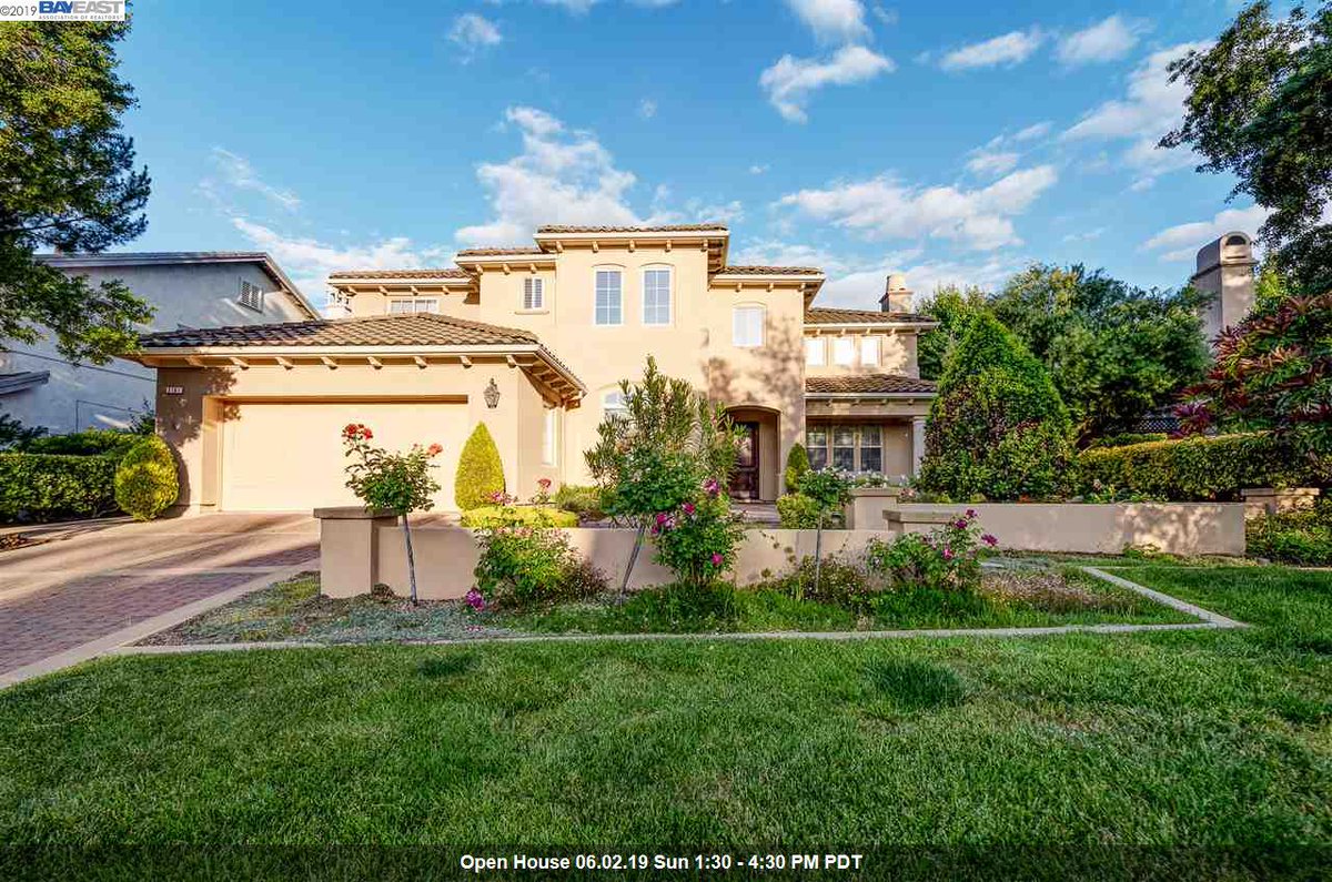 LuisaBee's tweet image. PRICE REDUCED! Check the comps! LOVE WHERE YOU LIVE! This BEAUTIFUL home is located in PRESTIGIOUS RUBY HILL on a quiet court! 

Open House Sat, Jun 15 · 1:00pm - 4:00pm

Offered at: $1,799,900

2161 Pomezia Ct, PLEASANTON, CA 94566

bit.ly/2WB7crI 

#OpenHouse #RubyHill