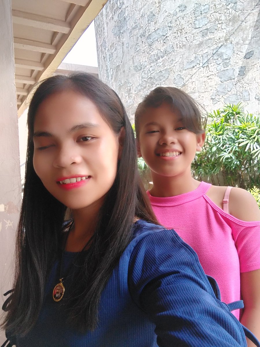 GeanJacosalem's tweet photo. With my sister inlow https://t.co/SL8mCbBnOT