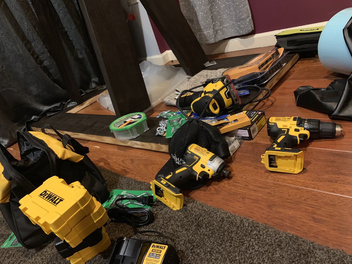 mistresscaliana's tweet photo. Prepping to build stocks. Making sure everything needing tool wise is accounted for.
.
.
.
.
.
.
#domlife #domproblems #domme #atlantadomme #dominatrix #humiliatrix #domsdoitbetter #bdsmlifestyle #fetishlife #fetishist #femdom #footfetish #dominantwoman #findom https://t.co/zJViO942WD