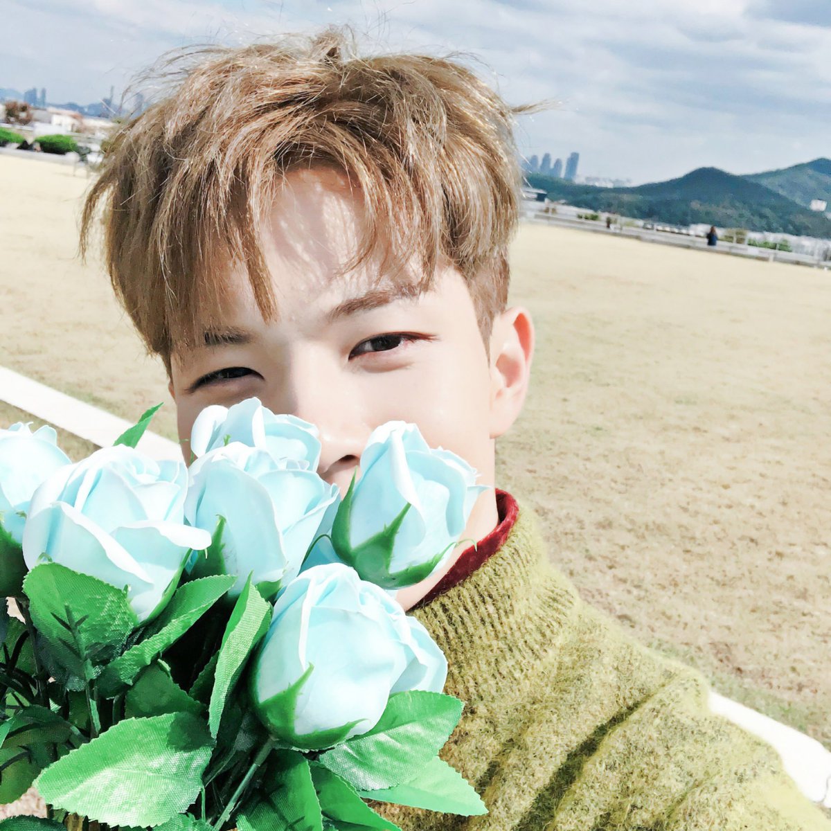 sc0808s's tweet photo. #엔플라잉_보정 #엔플라잉 #엔플라잉_유회승 https://t.co/QnjwLxGi6n