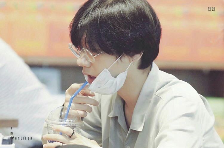 Fz_Fang's tweet photo. อีกซัก 250 ปี คงจะมูฟออนจากสิ่งนี้ได้ https://t.co/KWZ3WqSlhk
