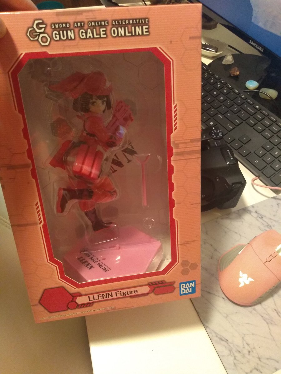LtSaturn's tweet photo. Bought this today!
#SwordArtOnline #nextcosplaymaybe https://t.co/fmA46Ucnsm