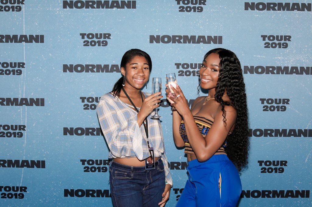 Pink_royalness's tweet photo. Y’all I’m pretty sure I died after this 💕😭😭 Normani made my entire life ❤️ (Also my child will NEVER live this down 💀🤷🏽‍♀️) https://t.co/j79eTDTh0d