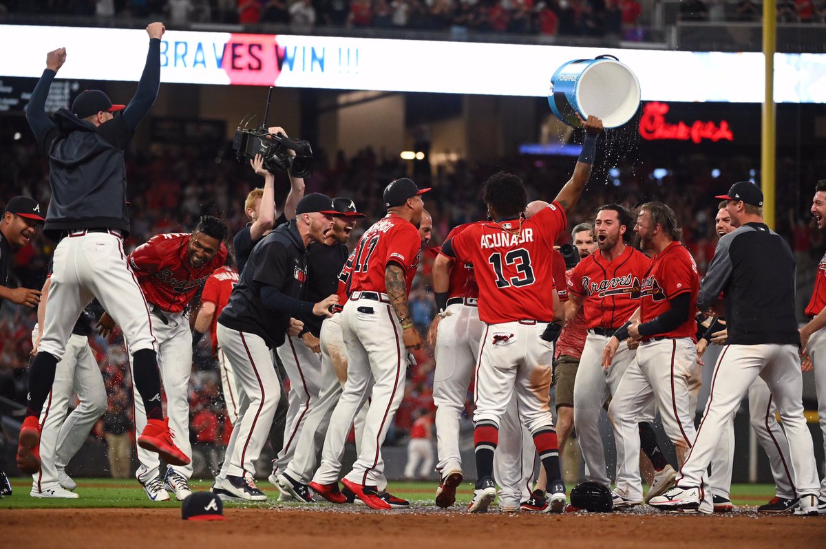 Atlanta Braves on X: The Braves are honoring our Military by wearing these  RED jerseys tonight as a nod to our fans to Remember Everyone Deployed.  These exclusive jerseys will be auctioned