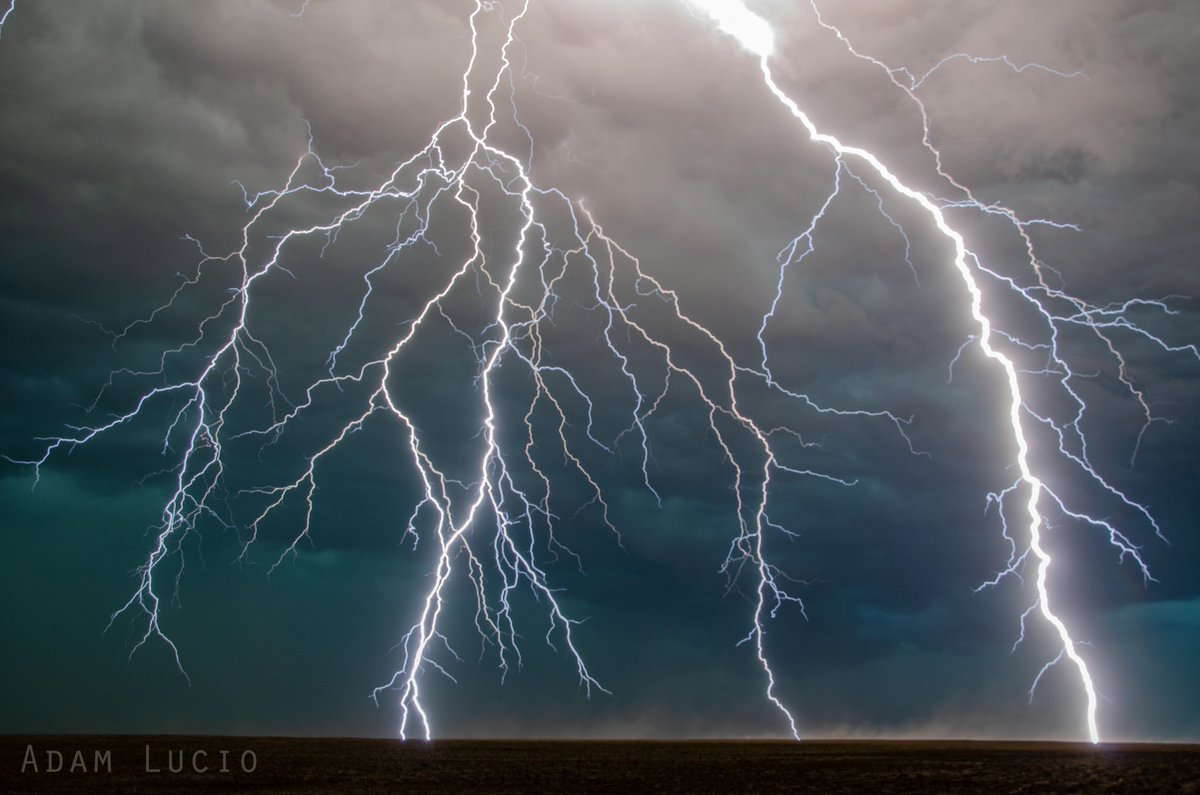 AdamLucioWX's tweet image. Not sure how I'll ever top this one. NOT A STACK. Unedited.