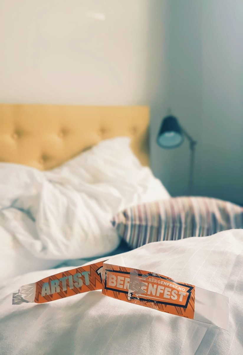 BasicHotels's tweet photo. Are you going to #BergenFest this year? 👨‍🎤🎷#BasicHotel #ThingsLeftBehind #DontForgetYourToothbrush 
.
.
#bergen #visitnorway #travel #travelphotography #wanderlust #bryggen #scandinavia #travelblogger #europe #picoftheday #city #traveling #travelling #beautiful #holiday #hotel https://t.co/0RD5DUE1Nj
