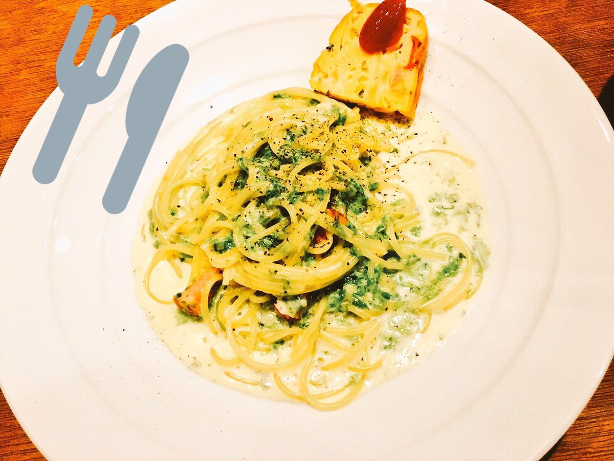 友達とランチしてきた😋💗

ブロッコリーとベーコンの
クリームパスタ🍝
めっちゃ美味しい❣️

からの〜
今からデザート食べに行くよ😂

絶対太る🤣💦