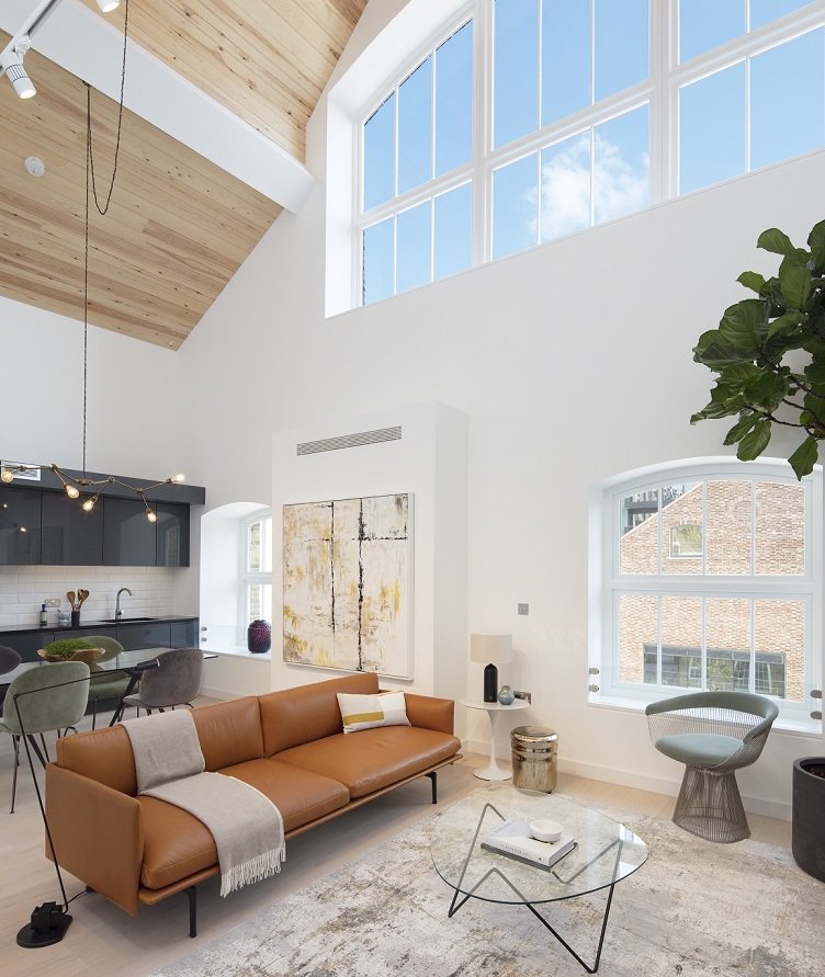 RamQuarter's tweet image. Celebrate #NationalBeerDay in style this year with a visit to our beautiful homes at Coopers’ Lofts. We’re launching 14 stunning loft apartments set within Grade-II listed former @YoungsPubs brewery buildings on 15 June - register your interest now! #HeartofWandsworth #RamQuarter