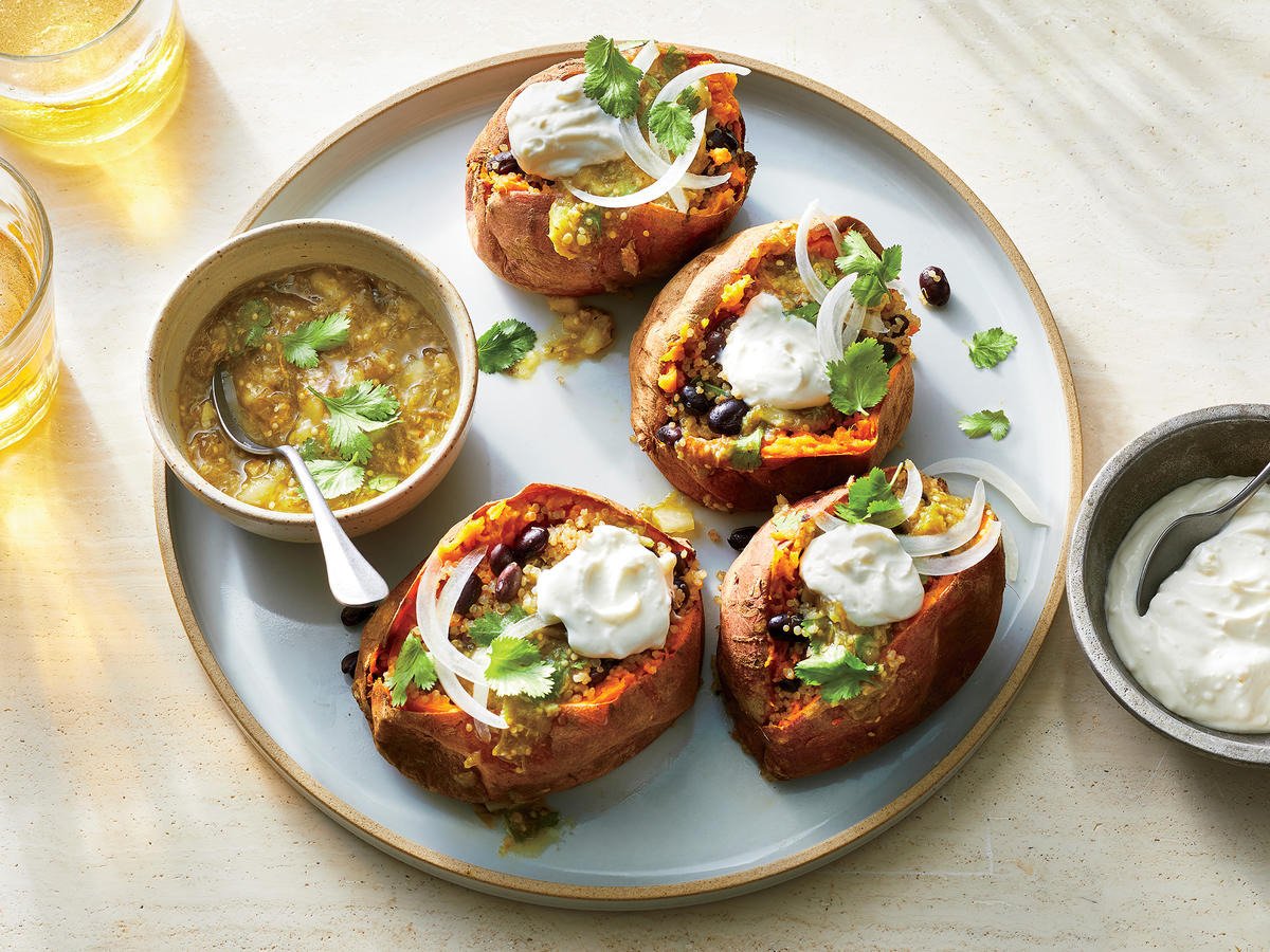AnitaPoth's tweet photo. Blog: Maak van je (vegetarische) BBQ een feestje met deze recepten! https://t.co/8umWvvZlzD

#vegetarisch#zoeteaardappel#vegetarischebbq https://t.co/lU3d37h490