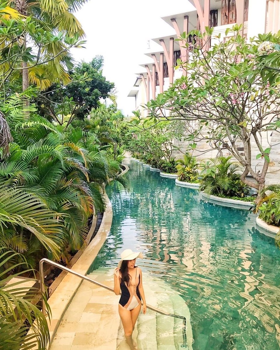 Strike your best holiday pose at our signature lagoon pool canals at <a href="/sofitelbalind/">Sofitel Bali Nusadua</a>! The holidays are here and it’s time for you to embrace tropical island vacation bliss with us. 

Experience Magnifique holiday bliss only at <a href="/sofitelbalind/">Sofitel Bali Nusadua</a>!

📸: <a href="/melisatjiputra/">Melisa Tjiputra</a>

#AccorHotels