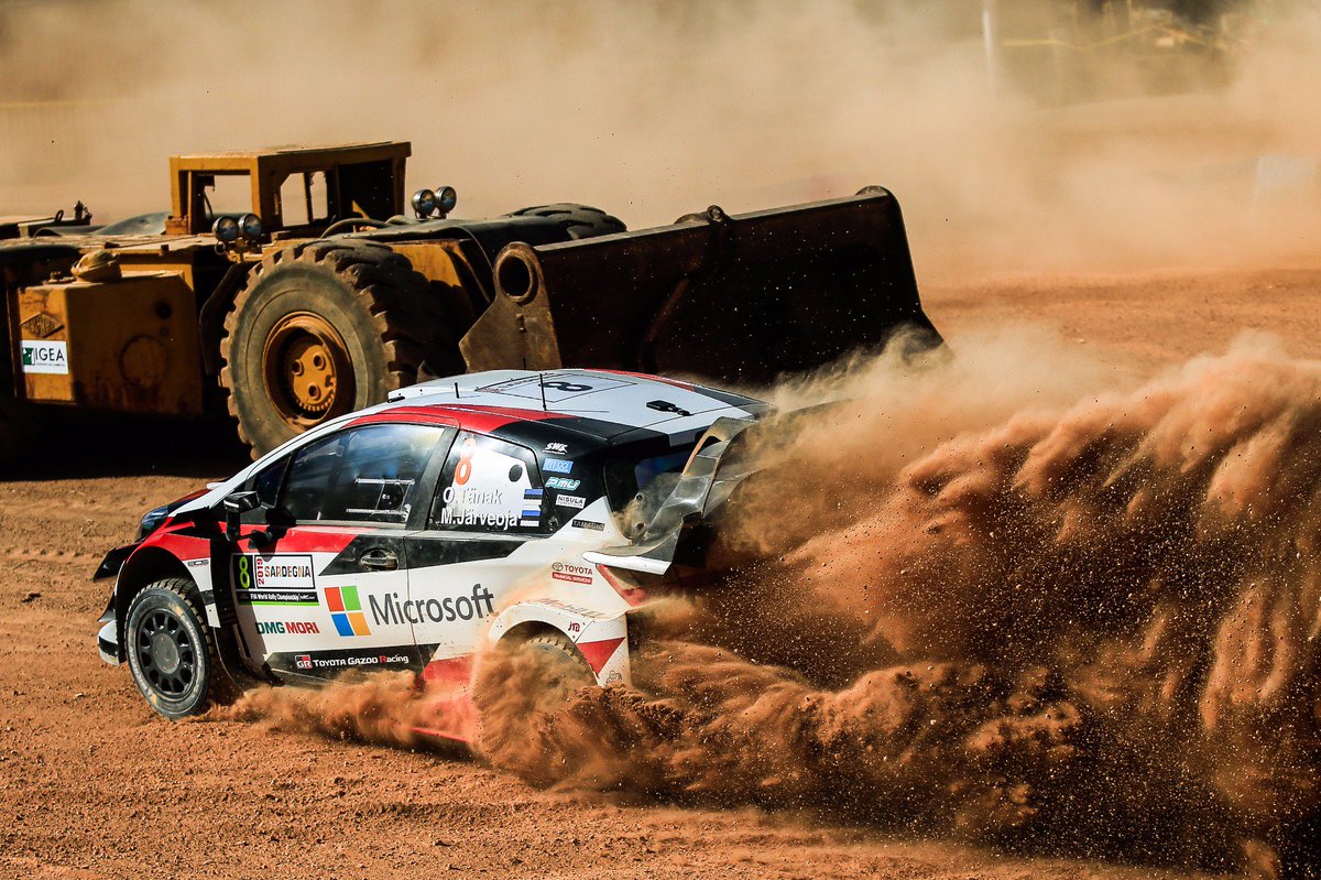 ⏱ Taking the lead of @Rally_d_Italia! 💪
O/A standings after SS12:
1️⃣ TÄNAK 2:20:39.9
2️⃣ Sordo +6.4
3️⃣ Suninen +27.1
4️⃣ Evans +55.0
5️⃣ Mikkelsen +57.6
6️⃣ Meeke +1:08.4
7️⃣ Neuville +2:00.3
8️⃣ Lappi +2:20.4
9⃣ Rovanperä +5:06.2
🔟 Hänninen +5:22.4
#RallyPortugal #WRC #GoOtt
