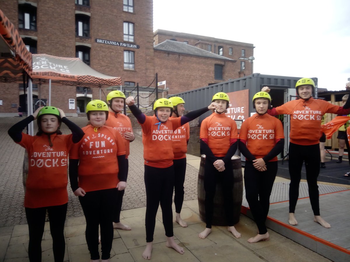 wallaseyexplore's tweet photo. Great time @adventuresport Liverpool last night even if orange isn't everyone's colour! https://t.co/2lsg9PqJED