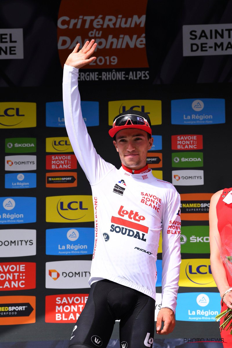 A difficult mountain stage today in the #Dauphiné 🇫🇷:

🚴‍♂️Saint-Genix-les-Villages - Pipay
📏133,5 kilometres
🚩Official start at 12h55

Can <a href="/bjorg_lambrecht/">Bjorg Lambrecht</a> keep his white jersey today?