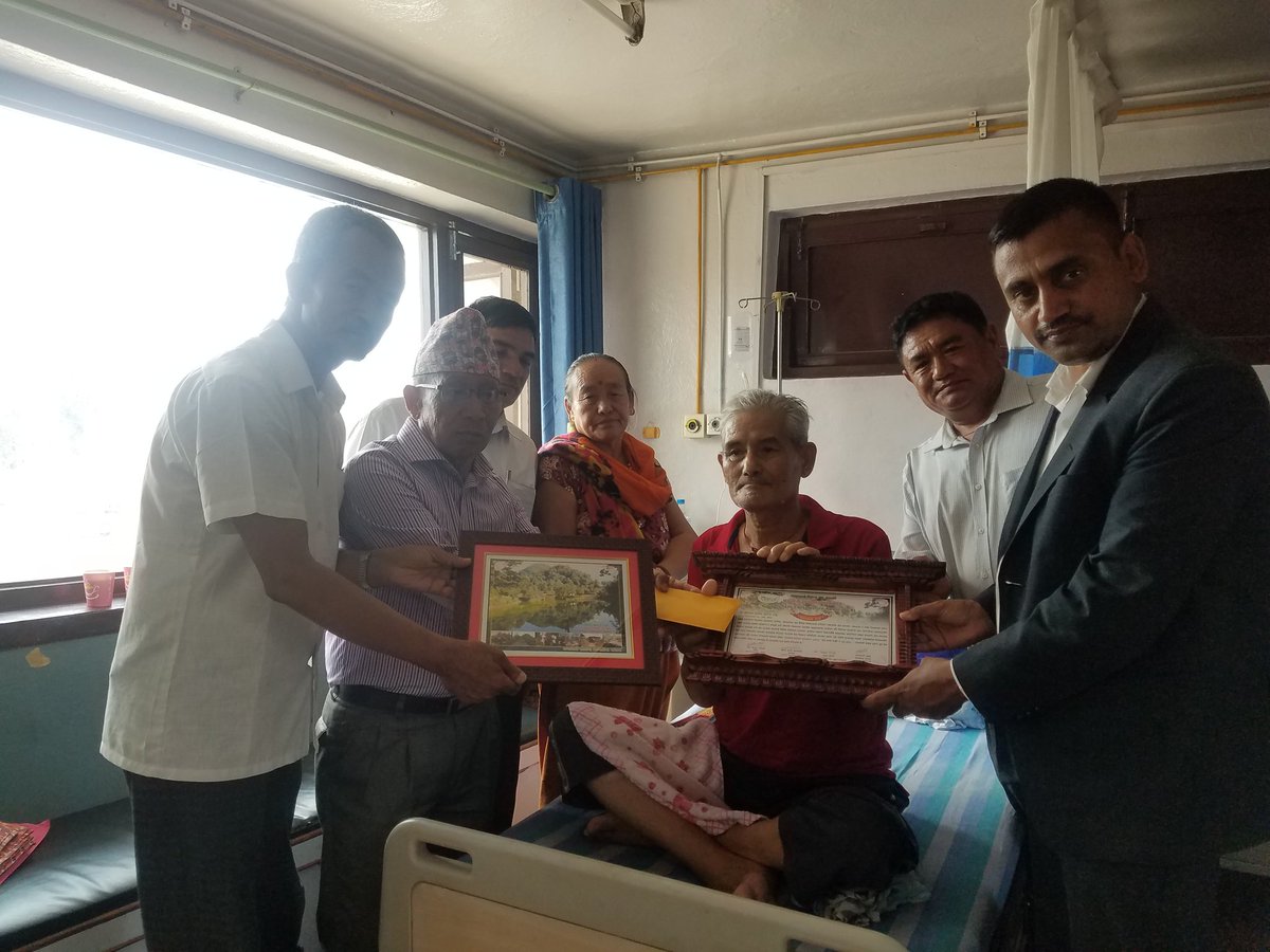 pragyajan's tweet photo. Machapuchure Dev. Org honors Mr Gopal Gurung, a resident of Arthar, Parbat wit the Panchase #ConservationAward for his lifetime work & commitment in #environment #conservation #naturalresourcemgmt #EbA #ecotourism #socialdevelopement in #Panchase @VijayaSinghUNDP https://t.co/e940p6ip6Q